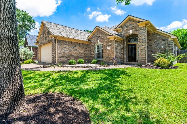 Building Photo - 7522 Broken Oak Ln