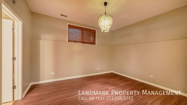 Building Photo - 4428 S Calumet Ave