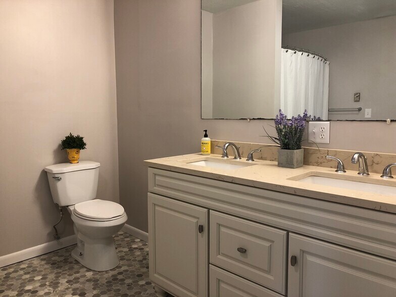 Bathroom view 2 - 1020 Danby Rd