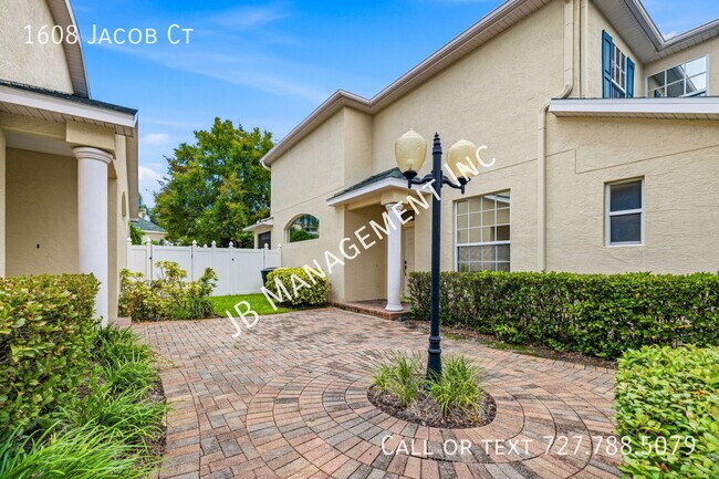Building Photo - 1608 Jacob Ct