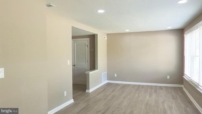 Building Photo - 2050 Nike Dr