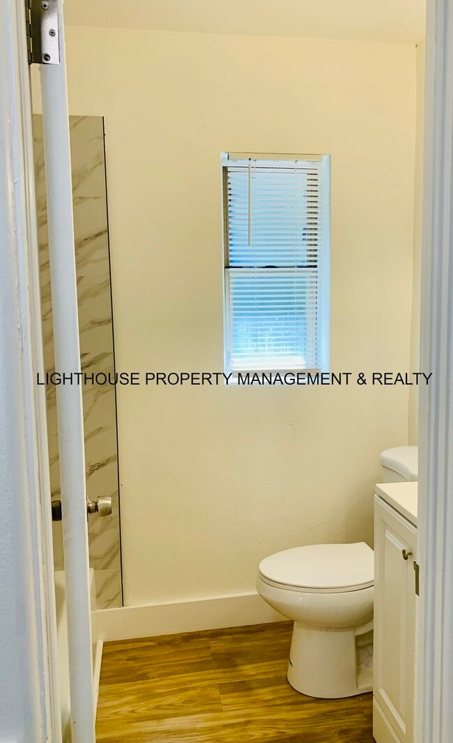 Building Photo - COMING SOON Completely Renovated 3-Bedroom...