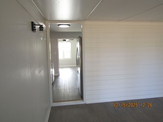 Building Photo - Bayville Park