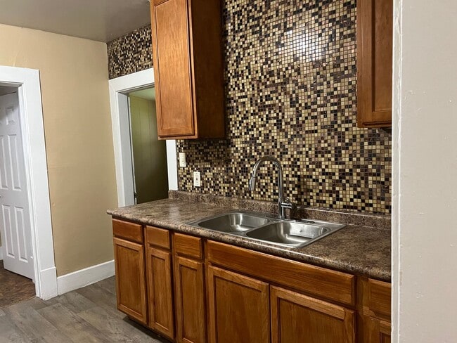 Building Photo - Home for Rent in Montgomery