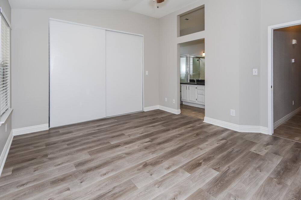 Building Photo - 806 Zinnia Cir