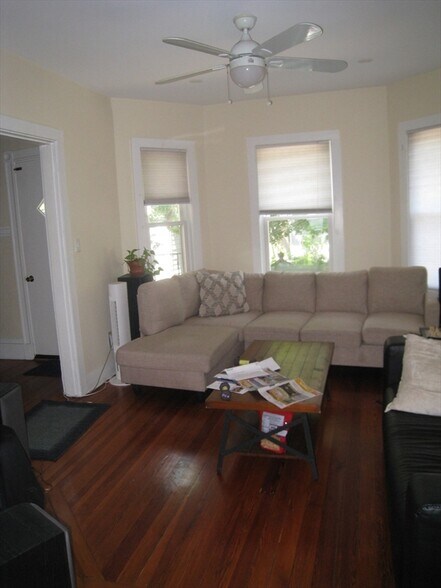 Building Photo - 49 Winslow Ave