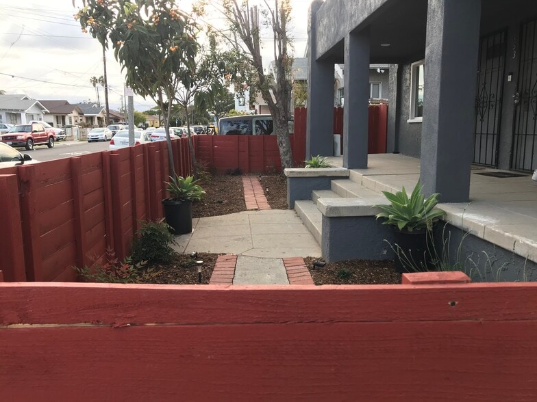 Building Photo - 1151 E 15th St