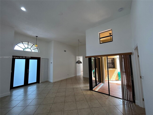 Building Photo - 8910 SW 4th Ln