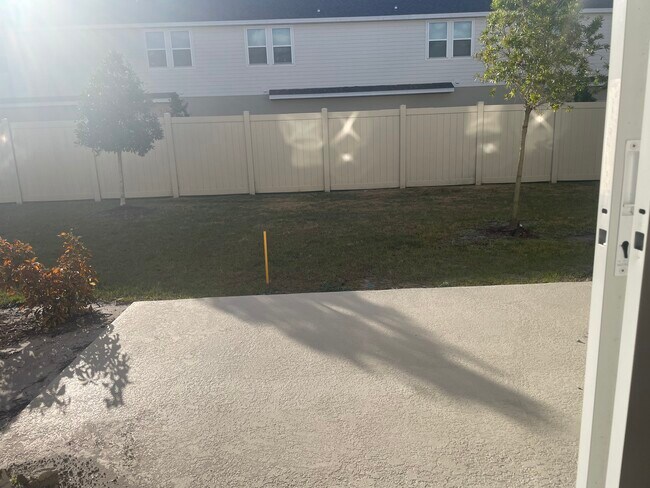 Building Photo - 1308 Drake Rdg Dr