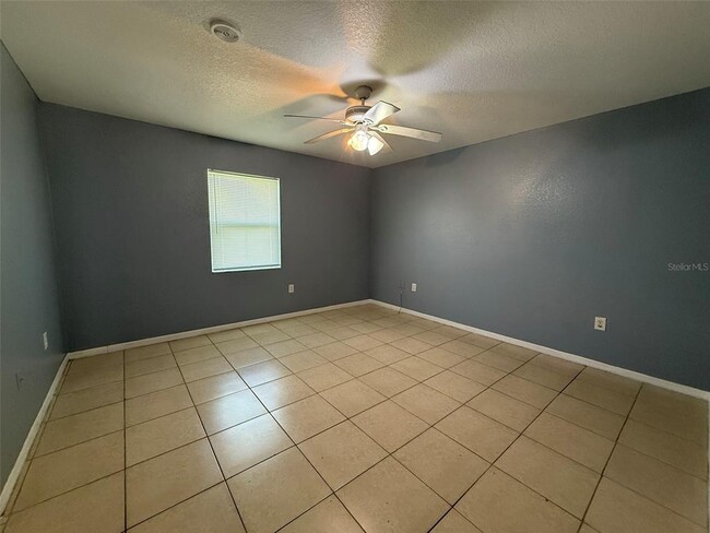 Building Photo - 2162 Abalom St