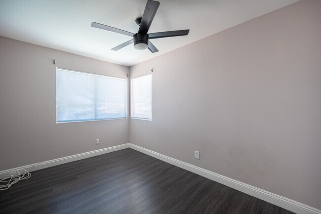 Building Photo - 1775 Walingwood Dr
