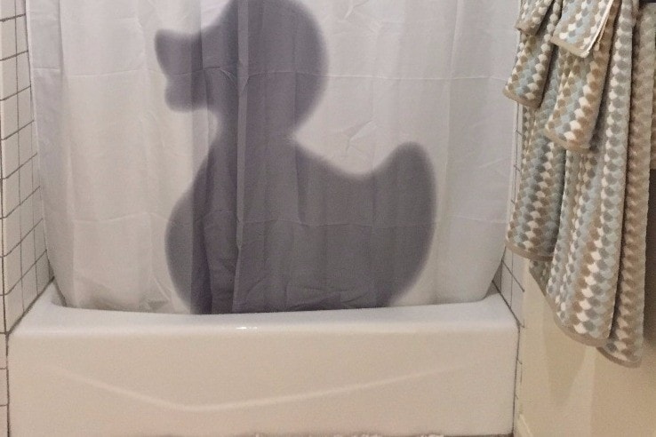 shower/tub - 3028 8th Ave