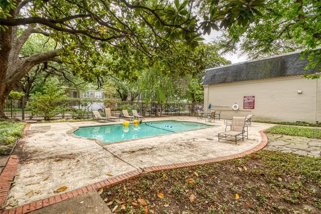 Building Photo - 5315 Fleetwood Oaks Ave