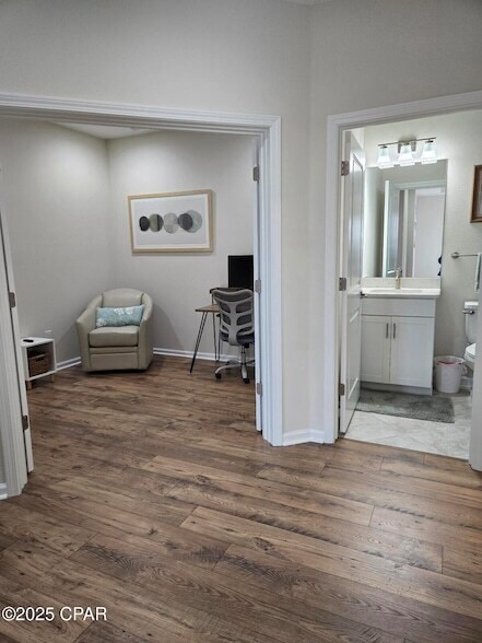 Building Photo - 8952 Coral Reef Wy