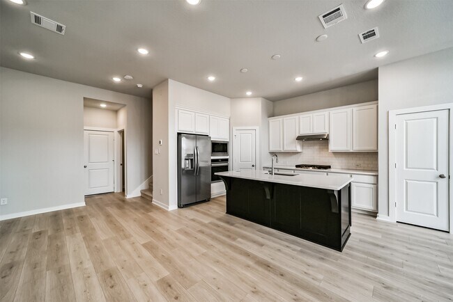 Building Photo - 16519 Texas Hill Country Rd