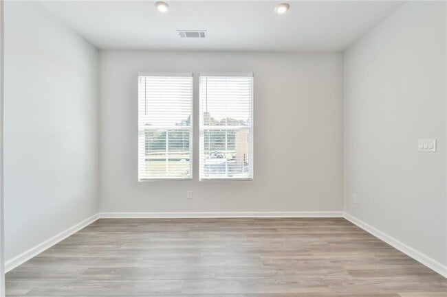 Building Photo - 2282 Whistler Wy NE