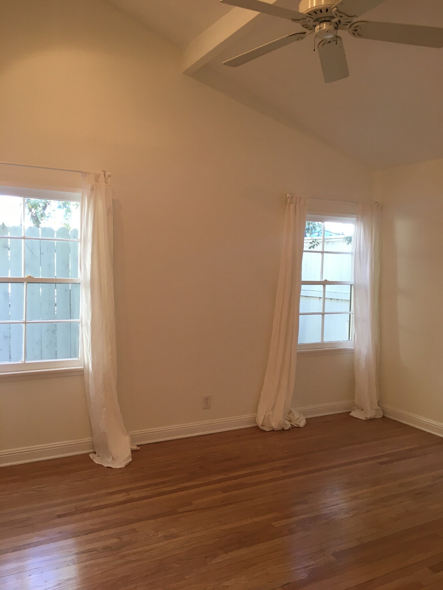 Primary bedroom (unfurnished) - 11425 Cashmere St