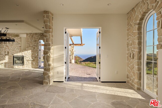 Building Photo - 33239 Mulholland Hwy