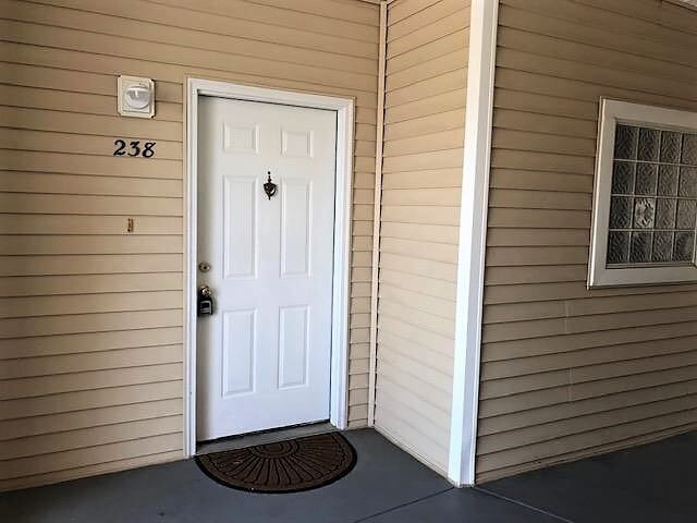 Building Photo - Updated Furnished Condo in Niceville!