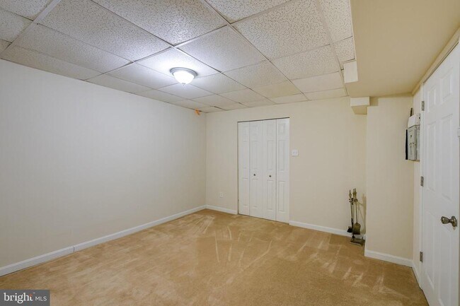 Building Photo - 1831 Tufa Terrace