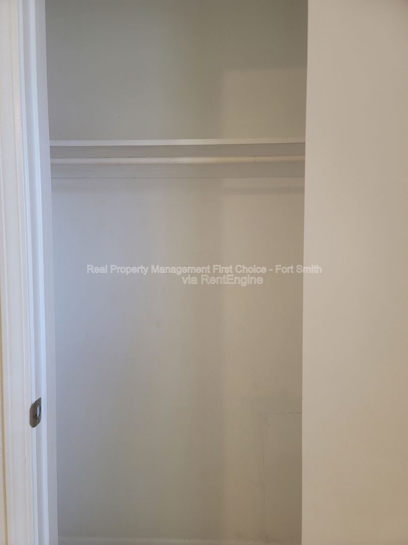 Building Photo - 1028 Chitwood St