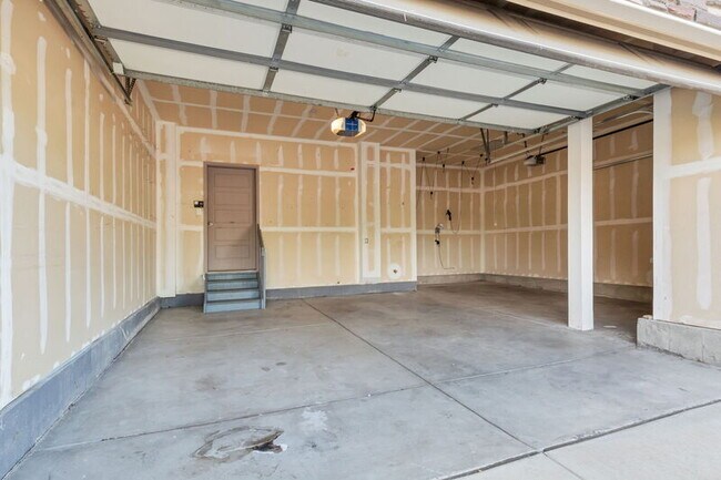 Building Photo - 10559 Worchester Dr