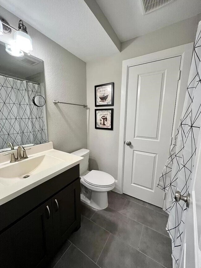 Building Photo - 8608 Costmary Ln