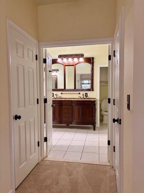 Building Photo - 9008 Doris Dr