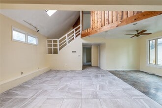 Building Photo - 42 Wilcox St