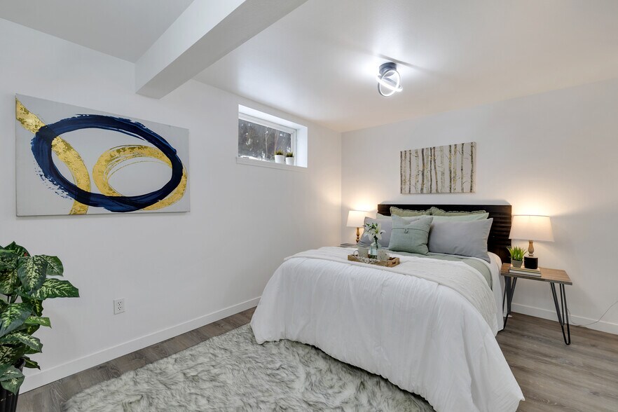 Building Photo - 614 4th St