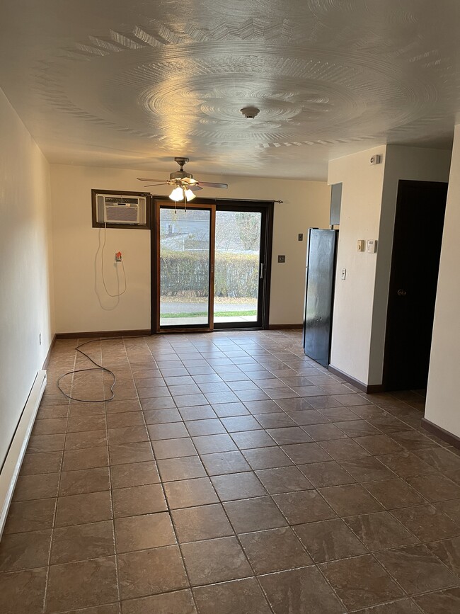 Dinning great room - 115 Pendleton St