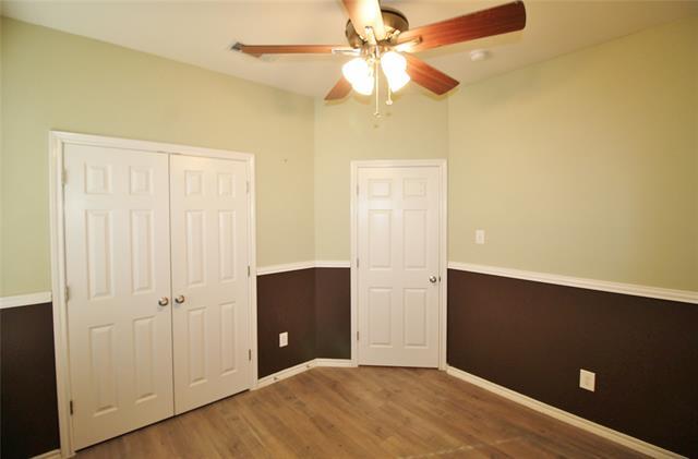 Building Photo - 314 Cascade Dr