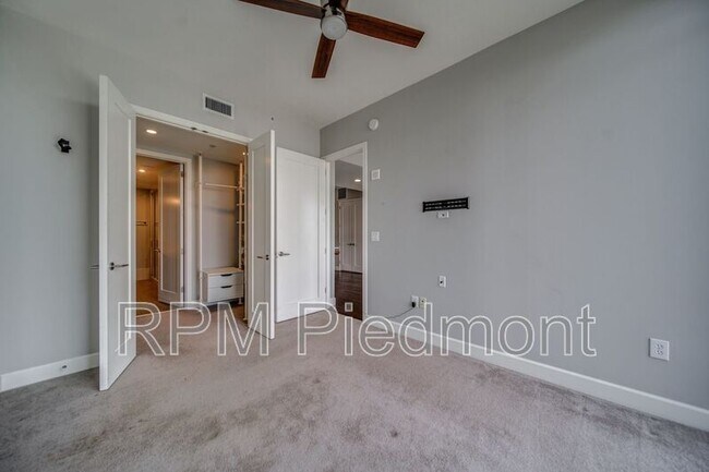 Building Photo - 1820 Peachtree Rd