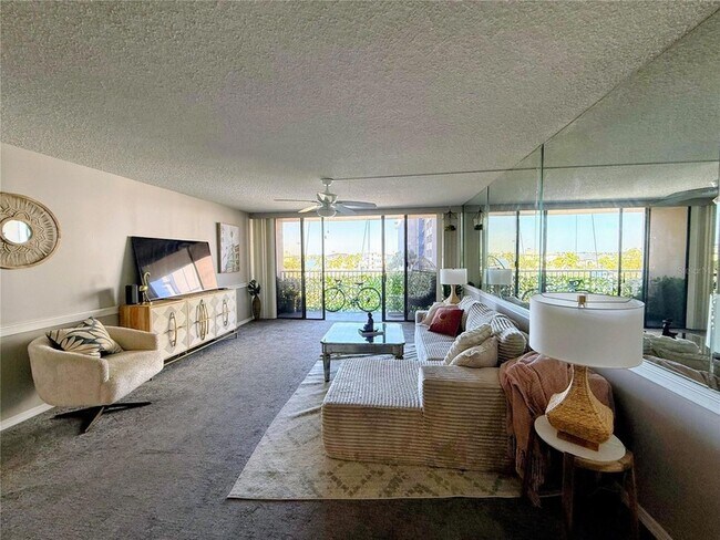 Building Photo - 450 Treasure Island Causeway