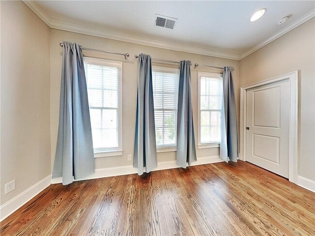 Building Photo - 1203 Virginia Park Dr