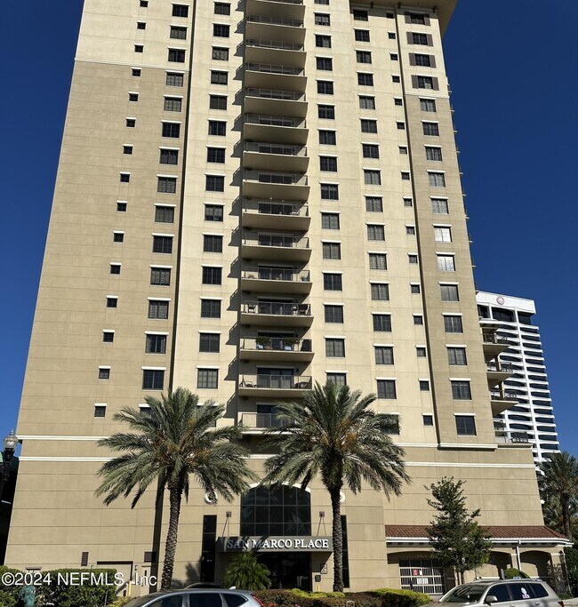 Building Photo - 1478 Riverplace Blvd