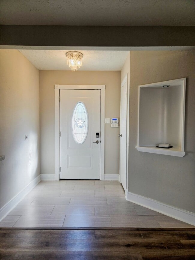 Building Photo - 7535 Stone Pine Ln