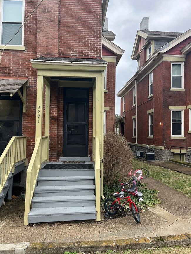 Building Photo - 3521 Clifton Ave