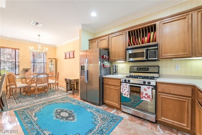 Building Photo - 2706 Grand Forks Rd