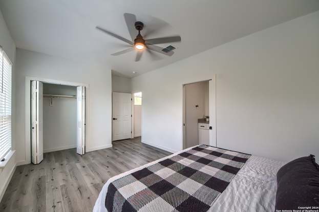 Building Photo - 2066 Dry Creek