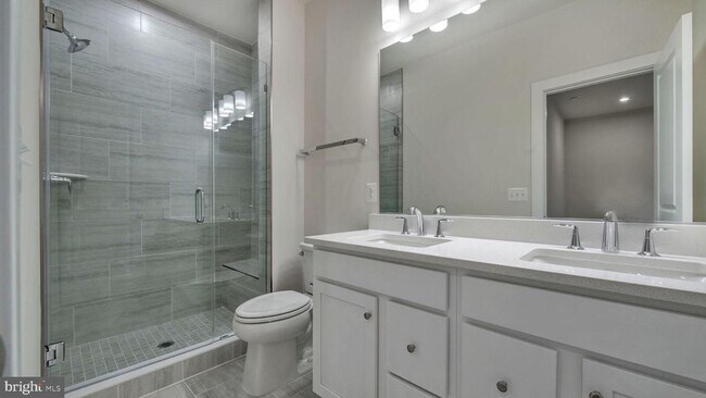 Building Photo - 13170 Arches Rd