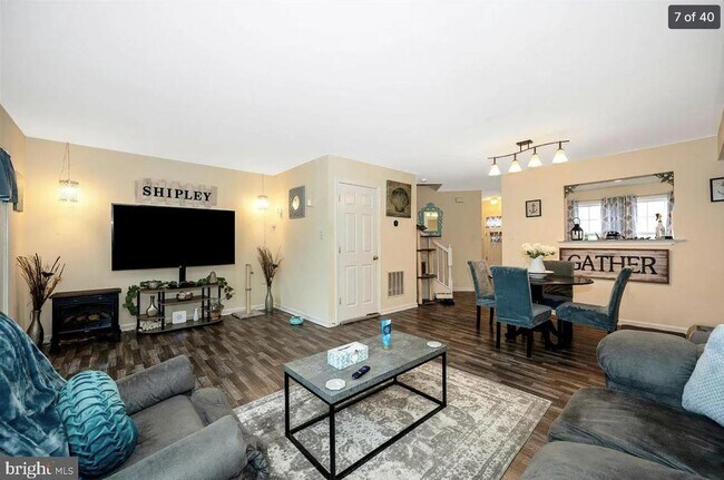Building Photo - 17 Quince Tree Dr