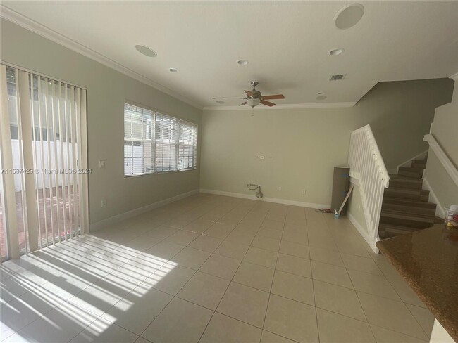 Building Photo - 4242 SW 124th Way