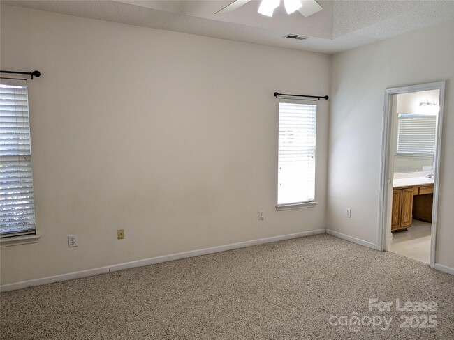 Building Photo - 187 Chandeleur Dr