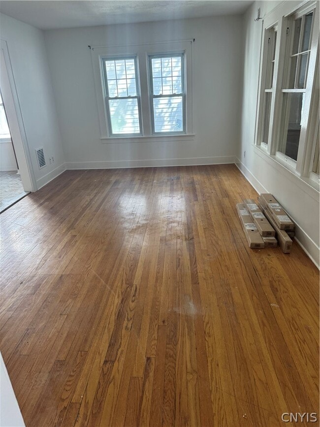 Building Photo - 223 Wilmore Pl