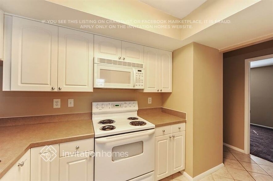 Building Photo - 4128 Gray Squirrel Ln