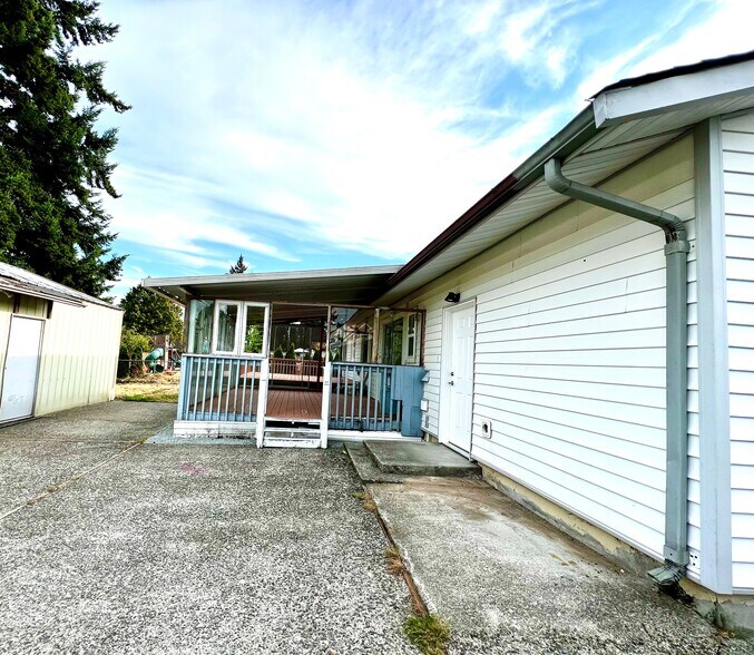 Building Photo - 25818 19th Ave S