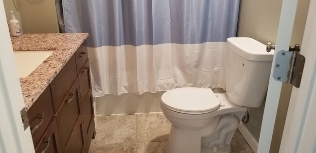 Building Photo - 16605 NE 87th St