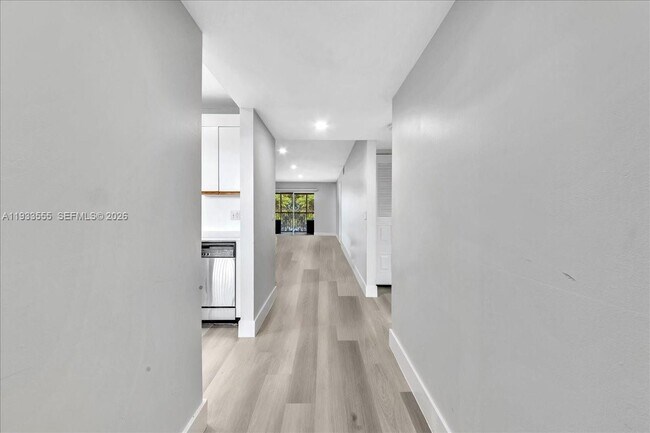 Building Photo - 13001 SW 11th Ct