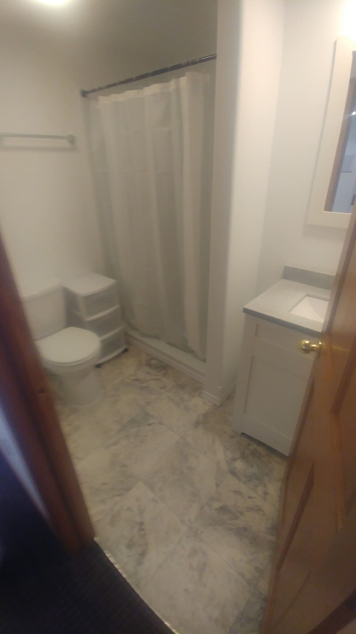 Building Photo - 412 E Cedar St